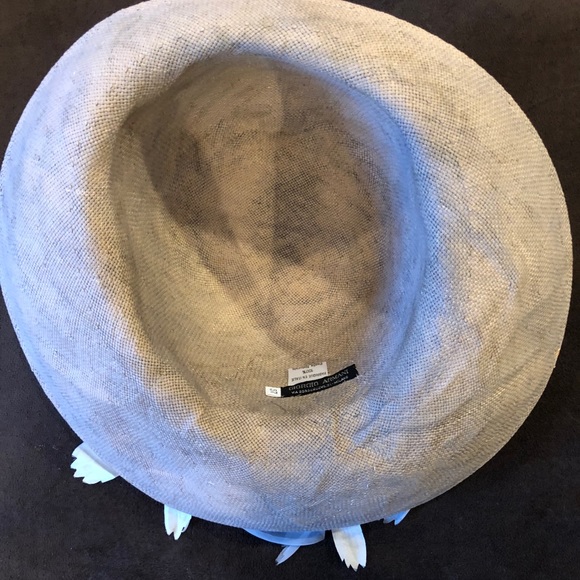 Beautiful Giorgio Armani hat main image 6